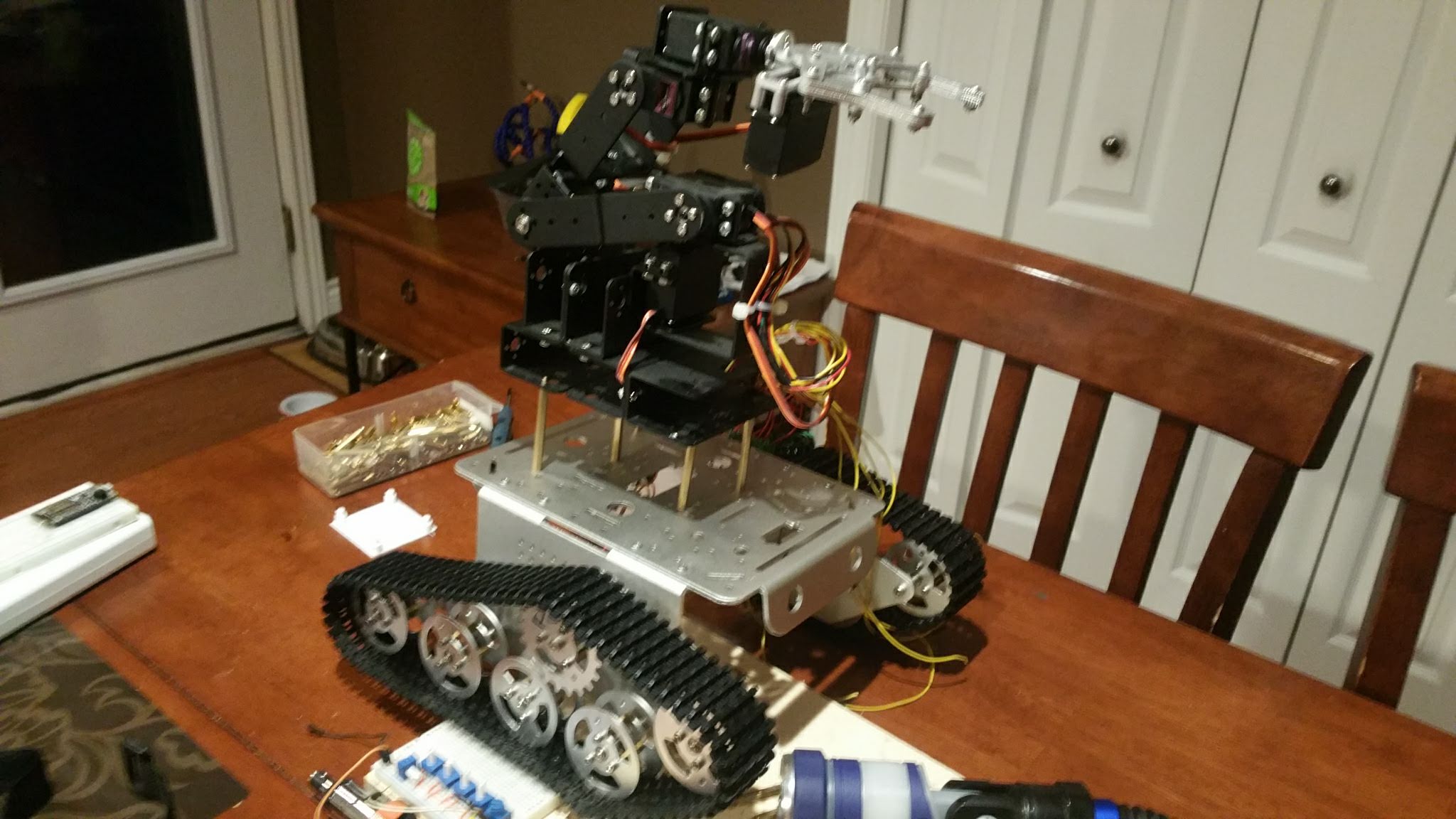 Tank Robot